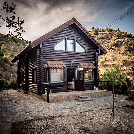 *2 Bdr Log House /Mountains/Queen Bed/Fireplace Gourri Eksteriør billede