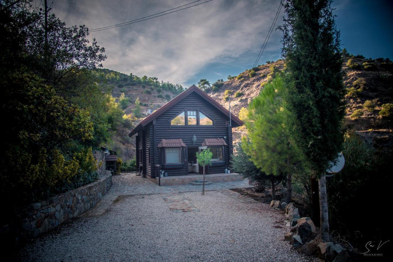 *2 Bdr Log House /Mountains/Queen Bed/Fireplace Gourri Eksteriør billede