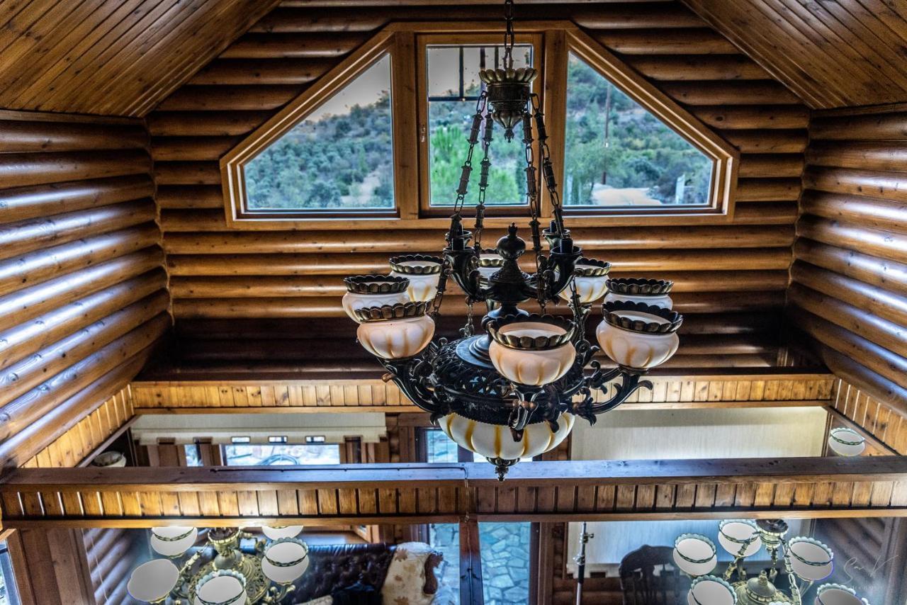 *2 Bdr Log House /Mountains/Queen Bed/Fireplace Gourri Eksteriør billede