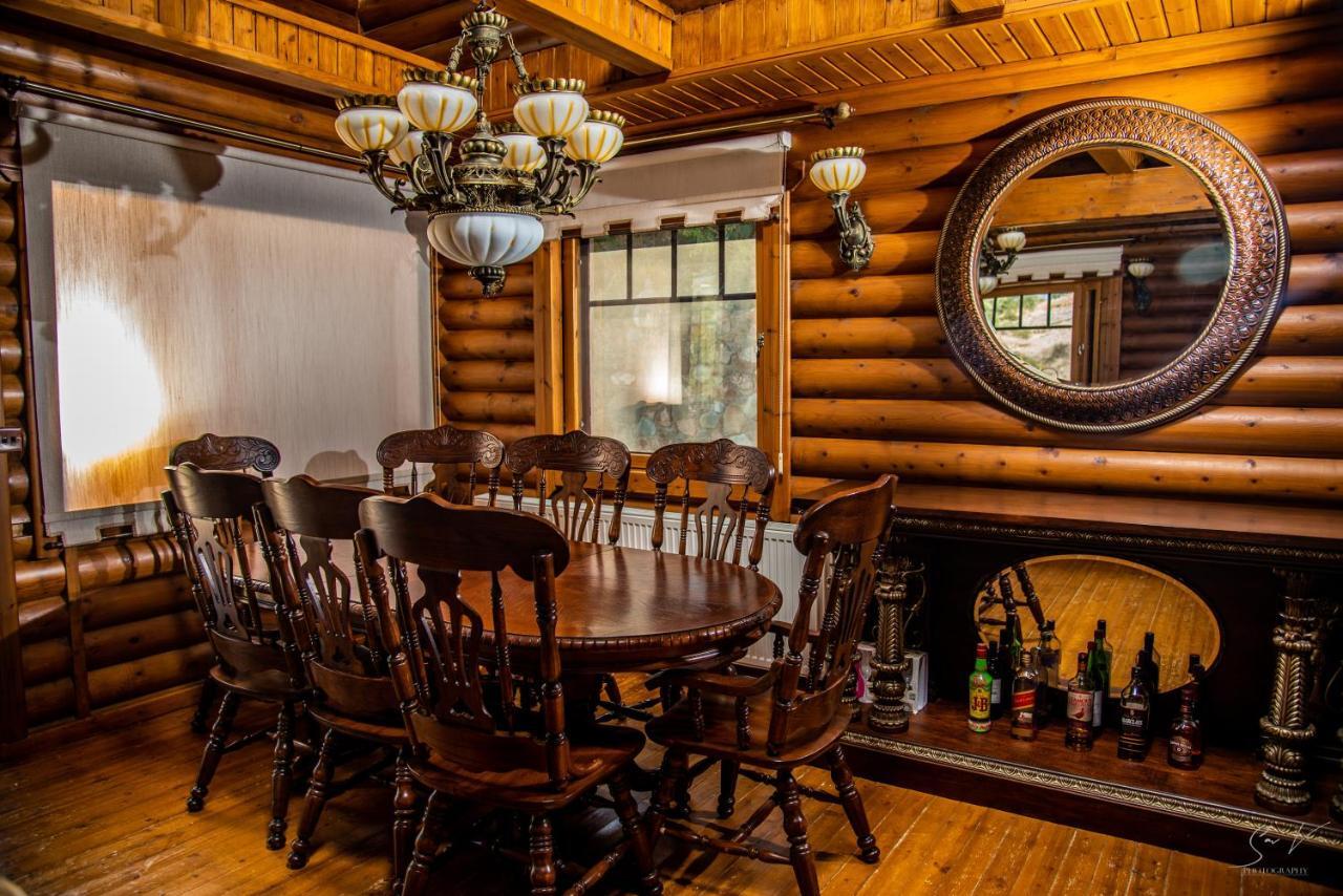 *2 Bdr Log House /Mountains/Queen Bed/Fireplace Gourri Eksteriør billede